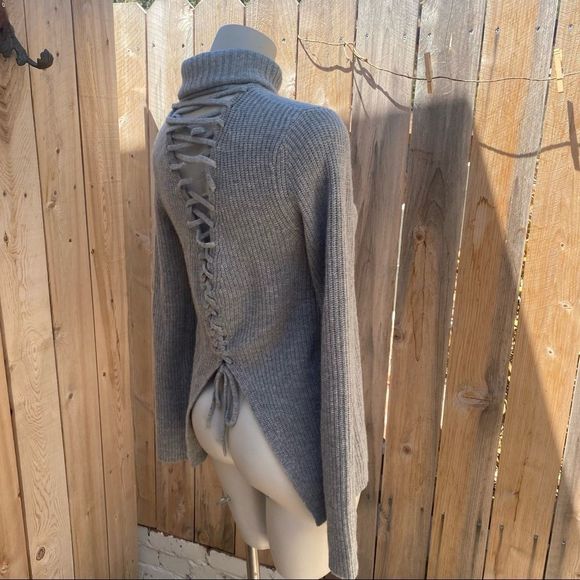 A.L.C. Alexander Lace-Back Turtleneck Wool Cashmere Sweater size XS - Picture 5 of 7